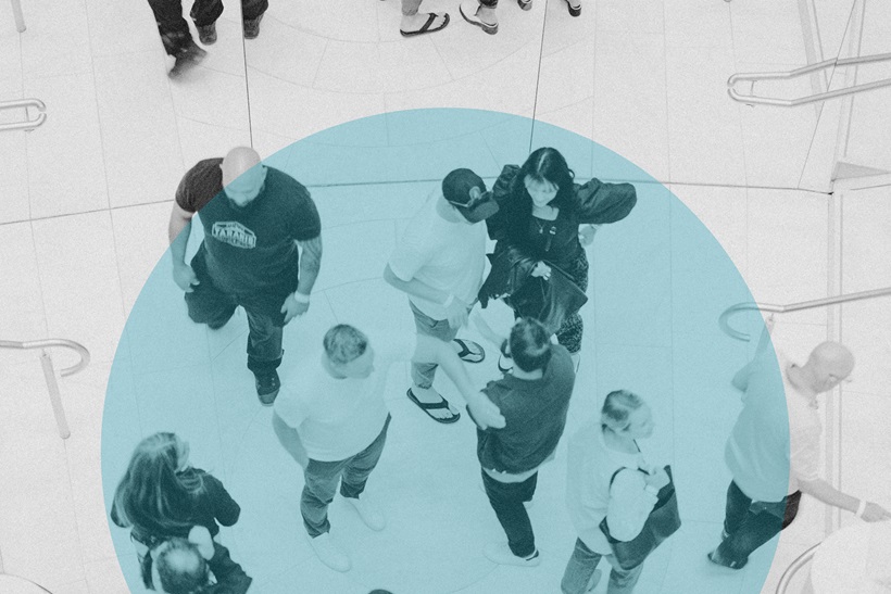 Symbolbild für Persönlichkeitstest - Menschengruppe aus der Vogelperspektive / Foto: Priscilla du Preez auf Unsplash